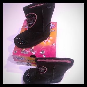 Sketcher light up boots! 🎀